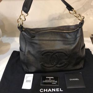Chanel black hobo double Cs handbag w/gold links